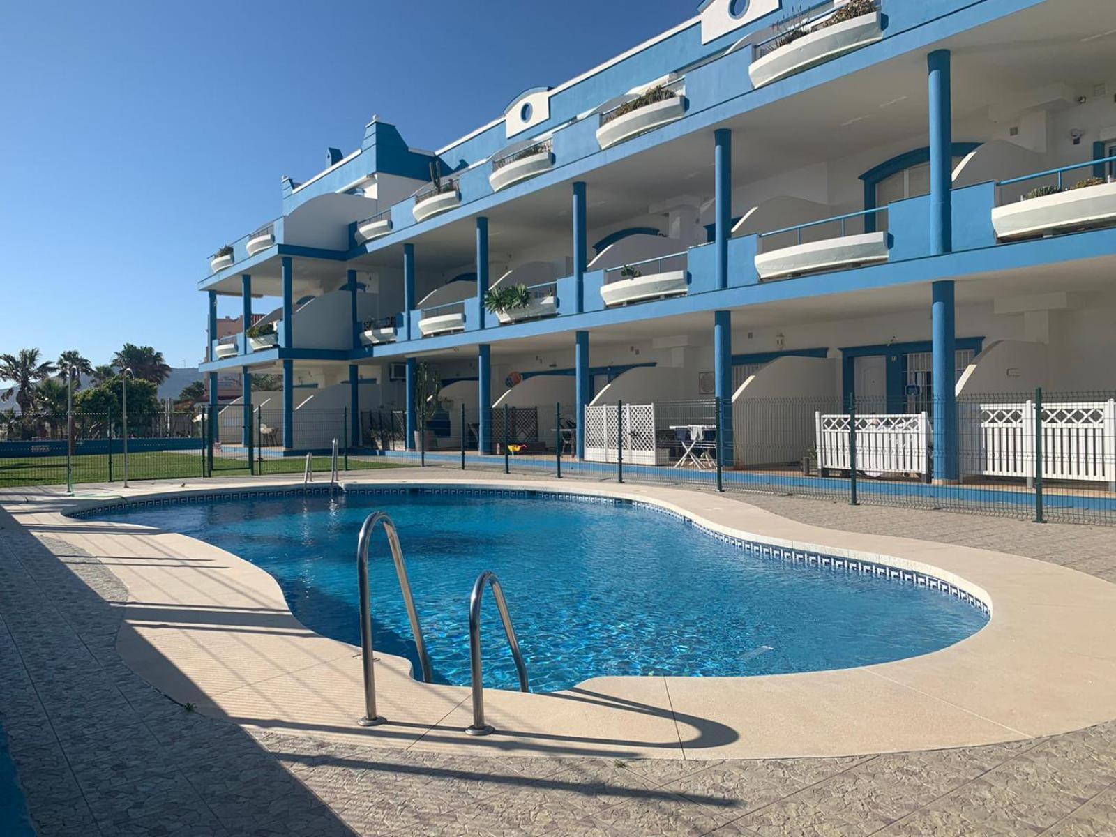 Tarifa Cozy House - Beach Front, Pool, Parking Εξωτερικό φωτογραφία